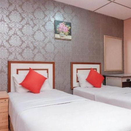 Hotel Tiara Chukai Luaran gambar